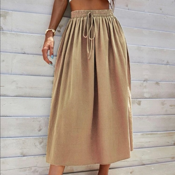 NEW Solid Tie Front A-Line Skirt - Picture 4 of 5